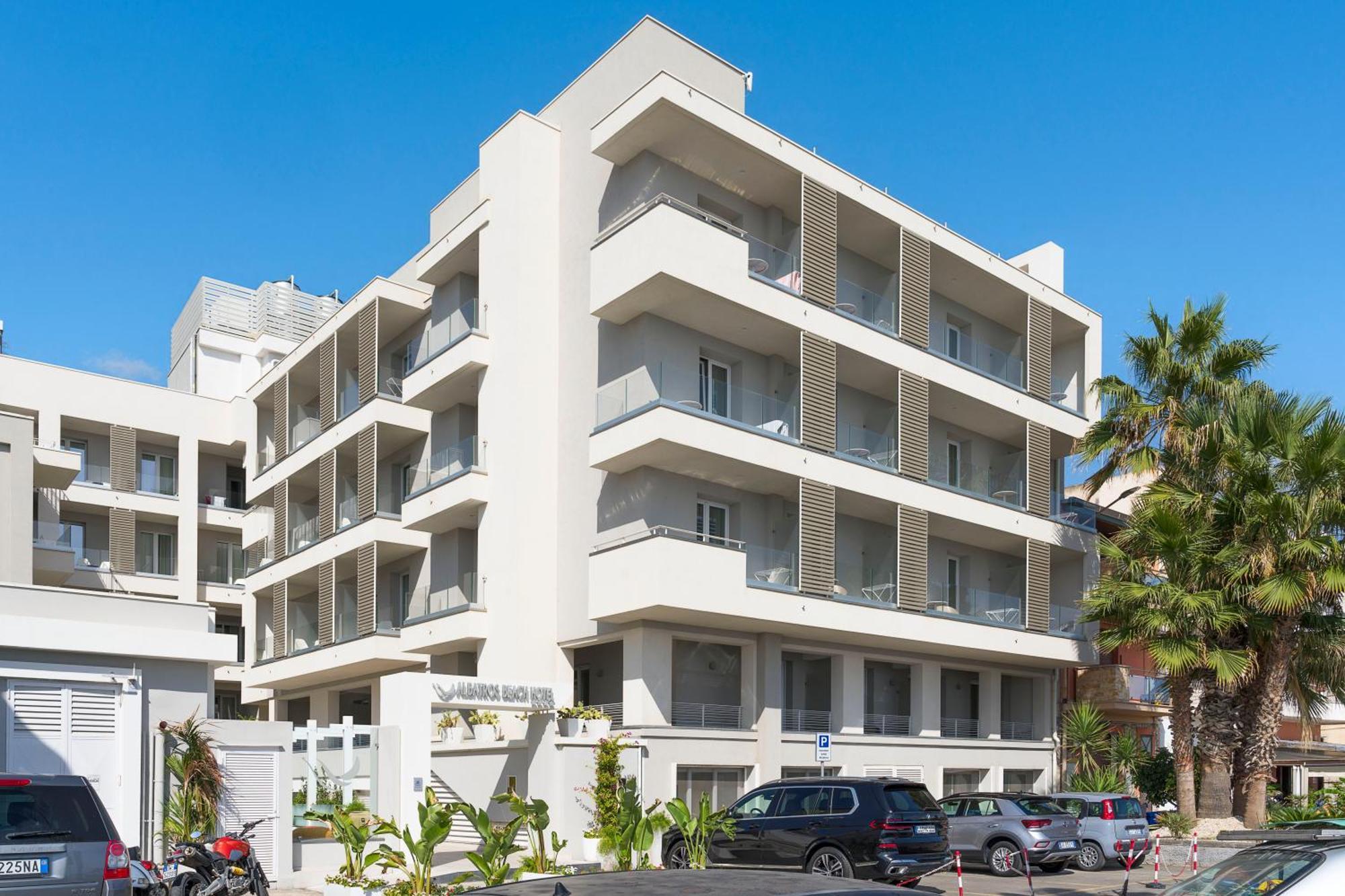 Albatros Beach 4*